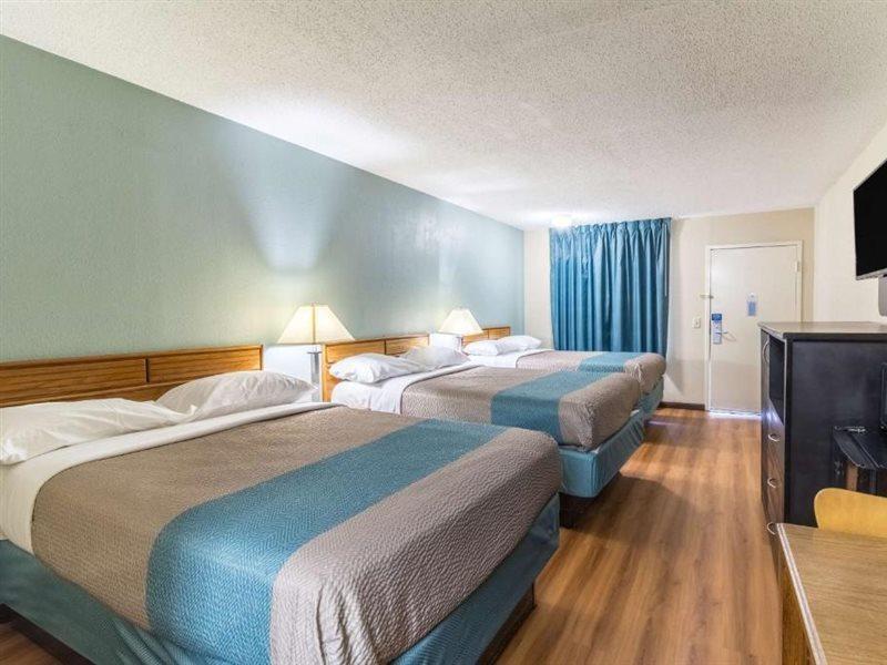 Motel 6-Kenly, Nc Kültér fotó